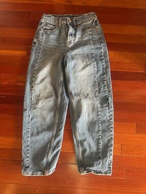 Old Navy Barrel Leg Jeans